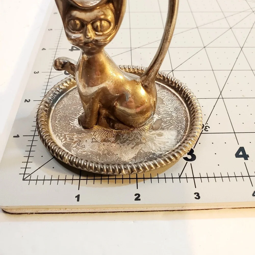 Vintage Silver Plated Cat Ring Holder on Etched Trinket Tray 3.5